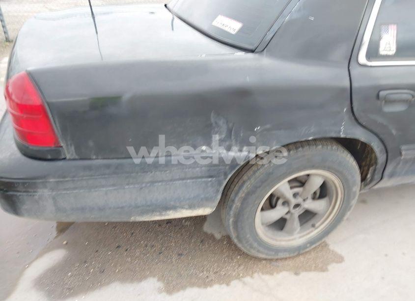 Photo 18 of 2010 Ford Crown VICTORIA POLICE/POLICE INTERCEPTOR (VIN 2FABP7BV9AX142085)