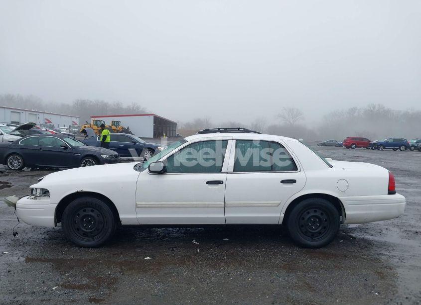 Photo 14 of 2011 Ford Crown VICTORIA POLICE INTERCEPTOR (VIN 2FABP7BV9BX101067)