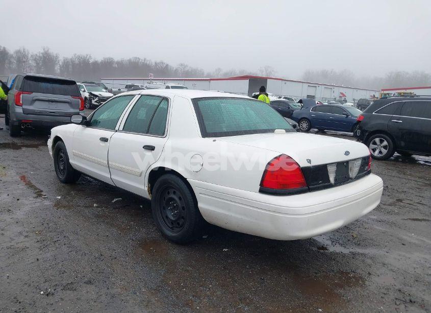 Photo 3 of 2011 Ford Crown VICTORIA POLICE INTERCEPTOR (VIN 2FABP7BV9BX101067)