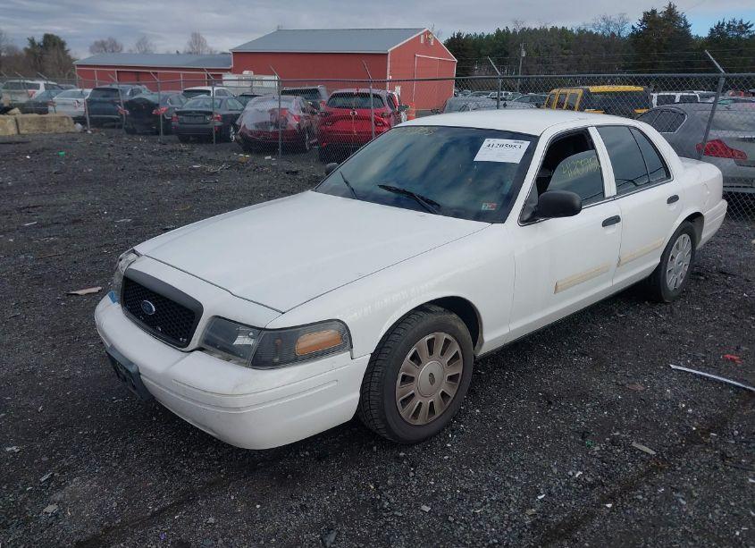Photo 2 of 2011 Ford Crown VICTORIA POLICE INTERCEPTOR (VIN 2FABP7BV9BX131492)