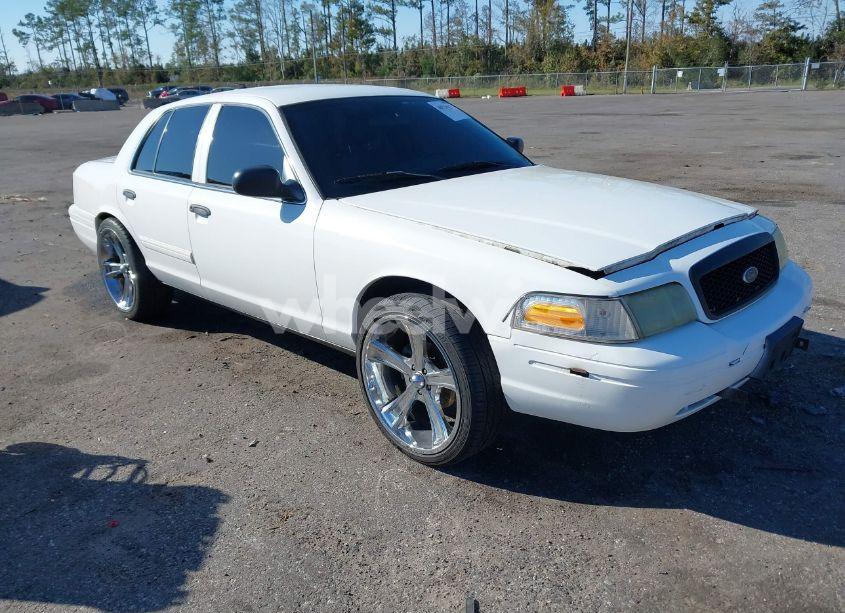 2010 Ford Crown VICTORIA POLICE/POLICE INTERCEPTOR (VIN 2FABP7BVXAX121245) main photo