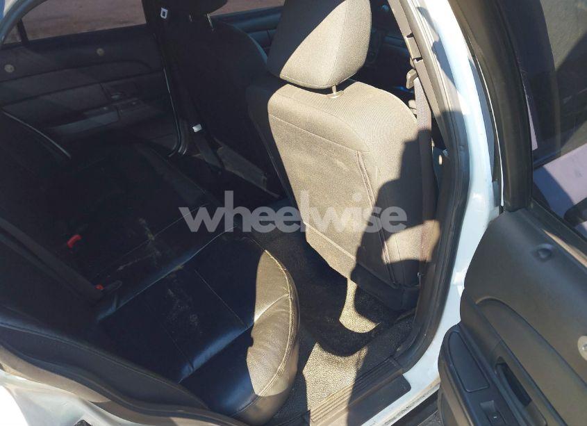 Photo 8 of 2010 Ford Crown VICTORIA POLICE/POLICE INTERCEPTOR (VIN 2FABP7BVXAX121245)