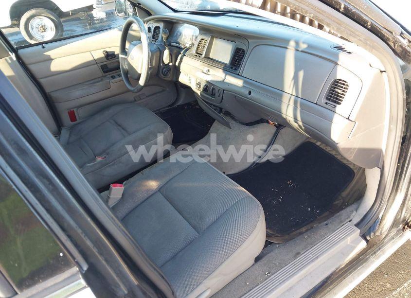 Photo 5 of 2011 Ford Crown VICTORIA POLICE INTERCEPTOR (VIN 2FABP7BVXBX109663)