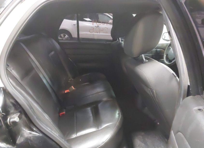 Photo 8 of 2011 Ford Crown VICTORIA POLICE INTERCEPTOR (VIN 2FABP7BVXBX112353)