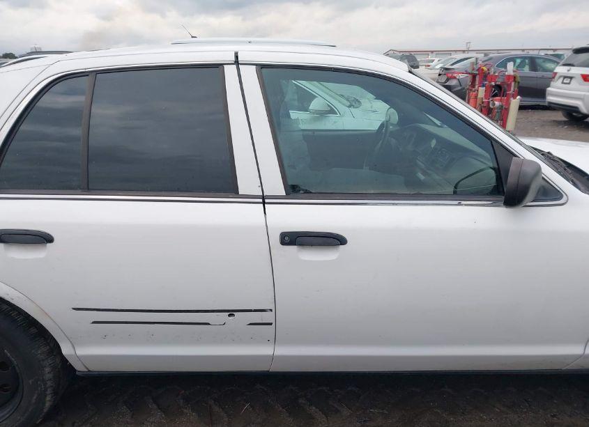 Photo 13 of 2011 Ford Crown VICTORIA POLICE INTERCEPTOR (VIN 2FABP7BVXBX125460)