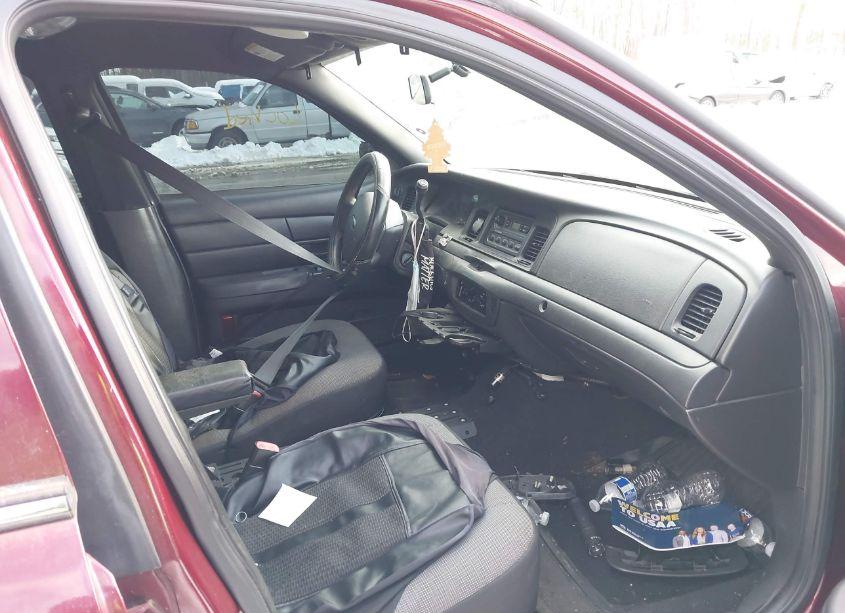 Photo 5 of 2011 Ford Crown VICTORIA POLICE (VIN 2FABP7BVXBX131470)