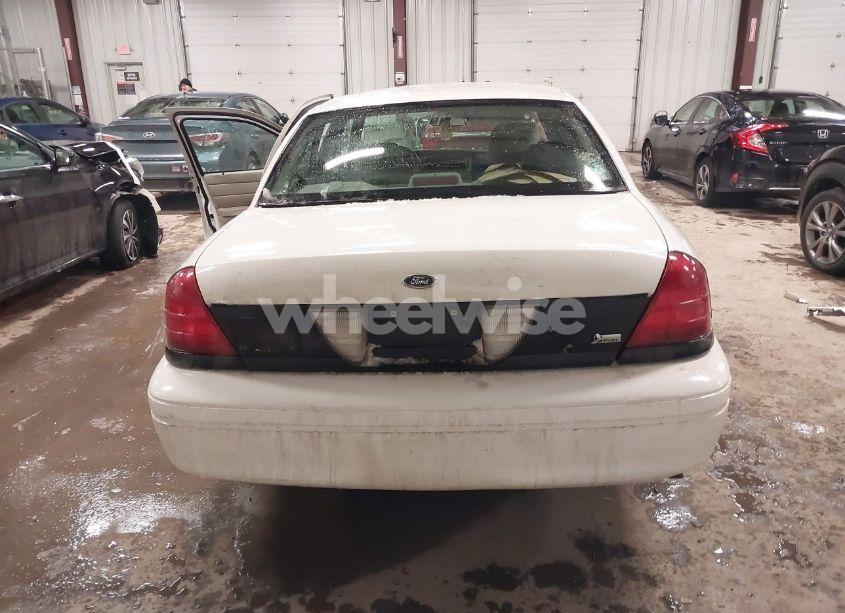 Photo 16 of 2011 Ford Crown VICTORIA POLICE INTERCEPTOR (VIN 2FABP7BVXBX143392)