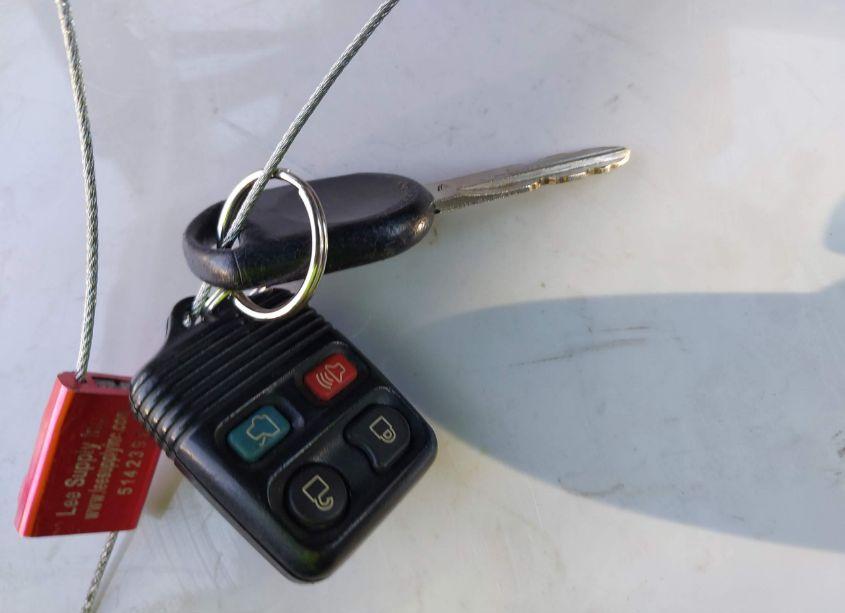 Photo 11 of 2011 Ford Crown VICTORIA LX (VIN 2FABP7EV4BX175296)