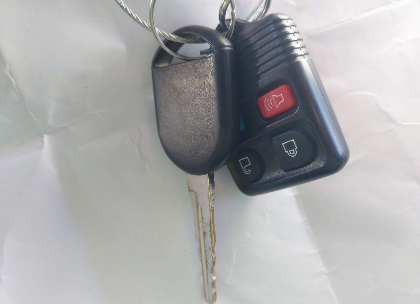 Photo 11 of 2011 Ford Crown VICTORIA LX (VIN 2FABP7EV7BX174448)