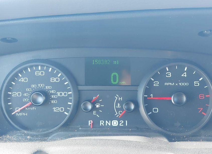 Photo 7 of 2011 Ford Crown VICTORIA LX (VIN 2FABP7EV7BX174448)