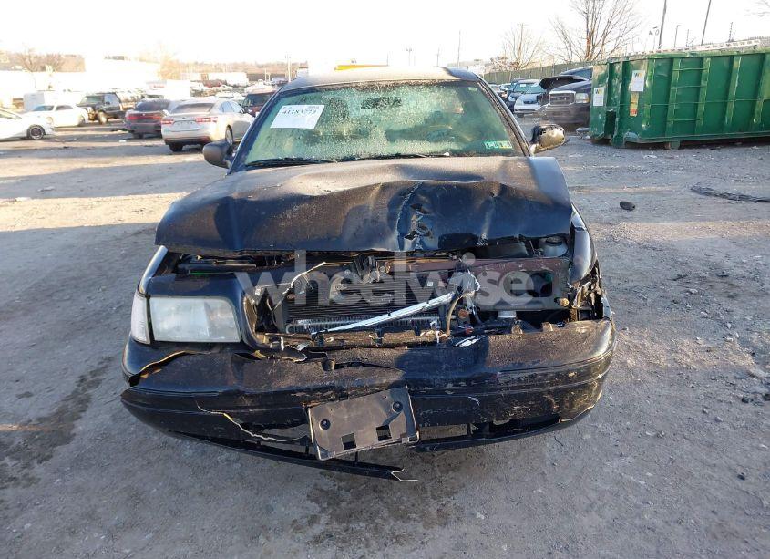 Photo 11 of 2010 Ford Crown VICTORIA LX (VIN 2FABP7EVXAX140177)