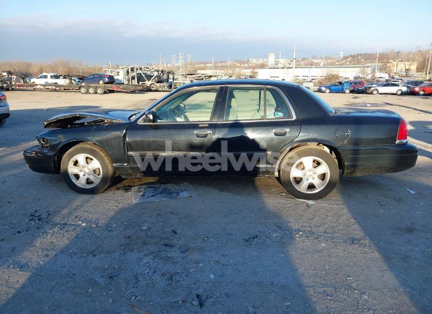 Photo 13 of 2010 Ford Crown VICTORIA LX (VIN 2FABP7EVXAX140177)