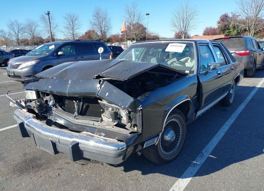 Photo 2 of 1990 Ford Crown VICTORIA LX (VIN 2FACP74FXLX132159)