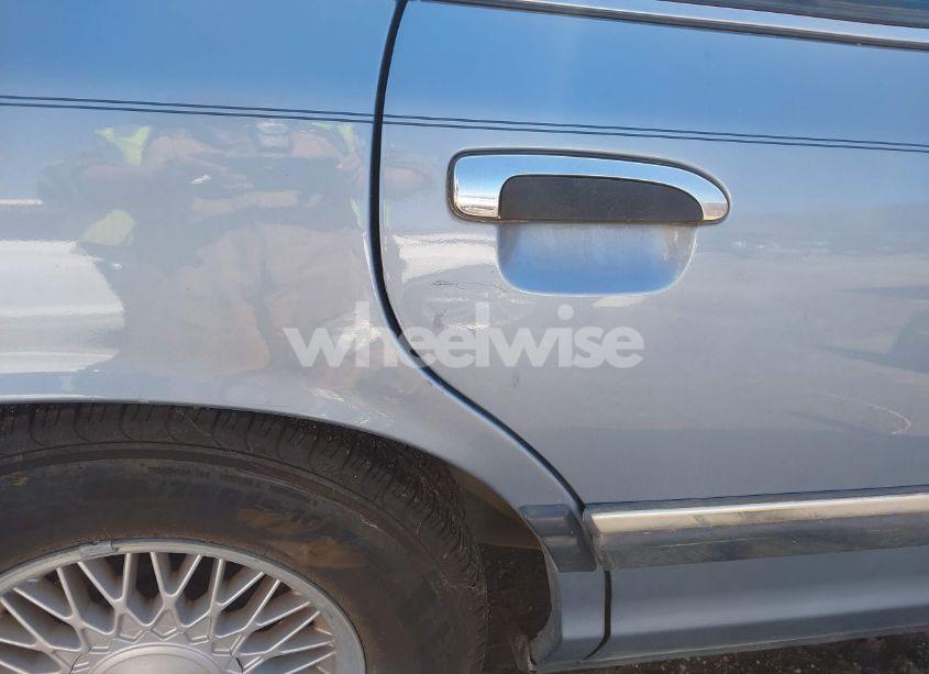 Photo 12 of 1992 Ford Crown VICTORIA LX (VIN 2FACP74W0NX123893)