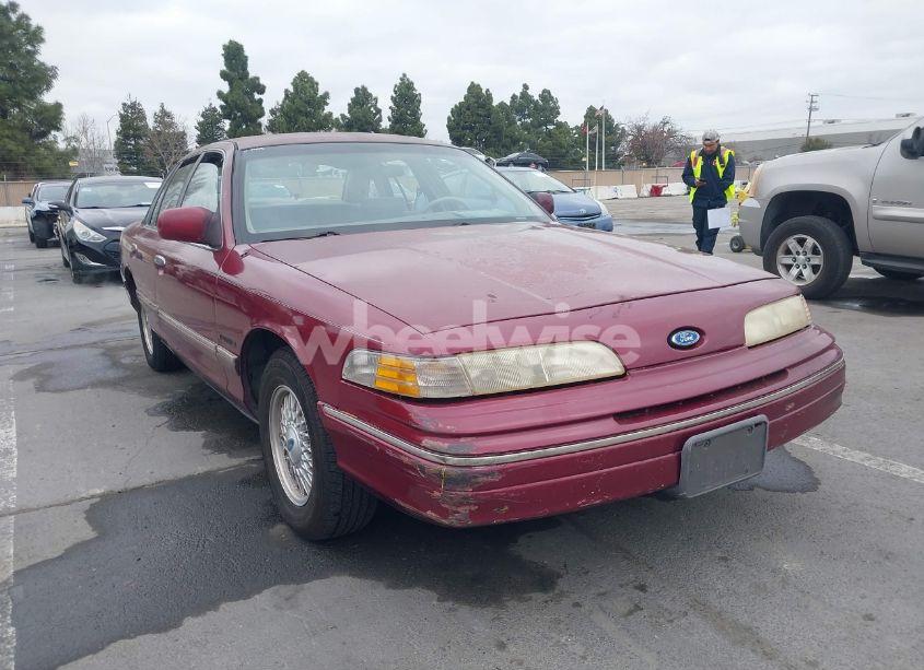1992 Ford Crown VICTORIA LX (VIN 2FACP74W1NX154053) main photo