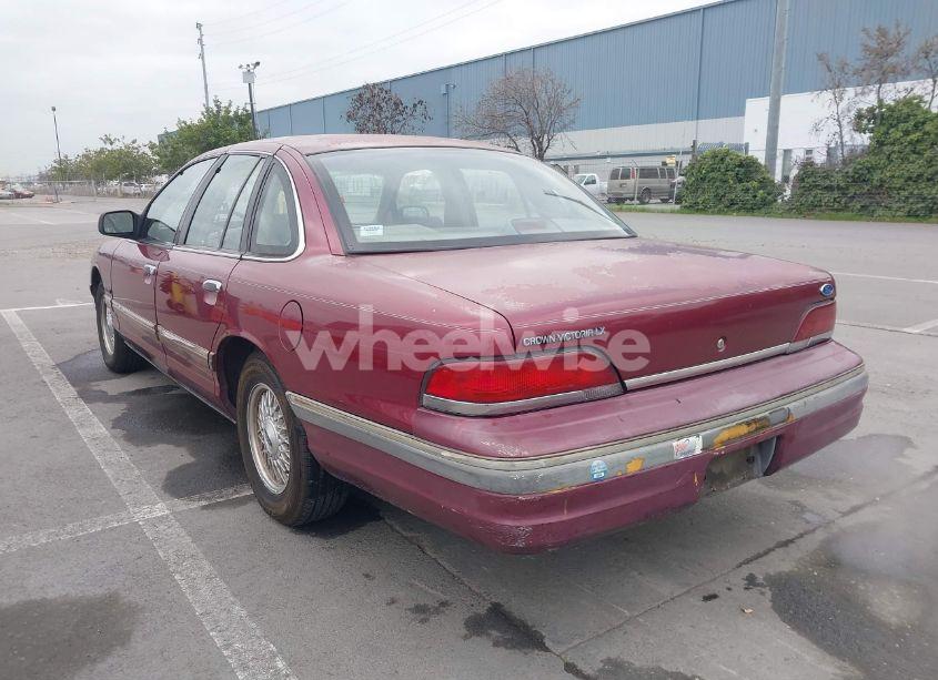 Photo 3 of 1992 Ford Crown VICTORIA LX (VIN 2FACP74W1NX154053)