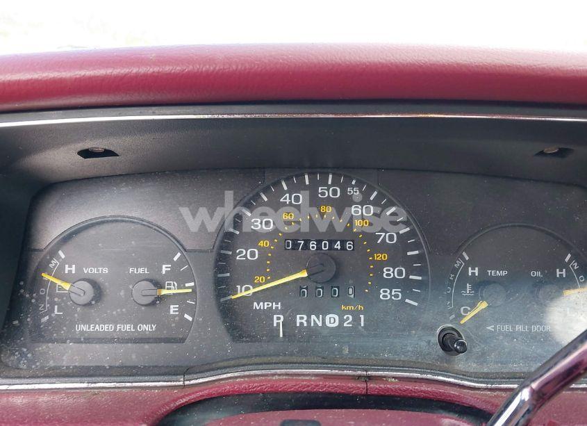 Photo 7 of 1993 Ford Crown VICTORIA LX (VIN 2FACP74W2PX101414)