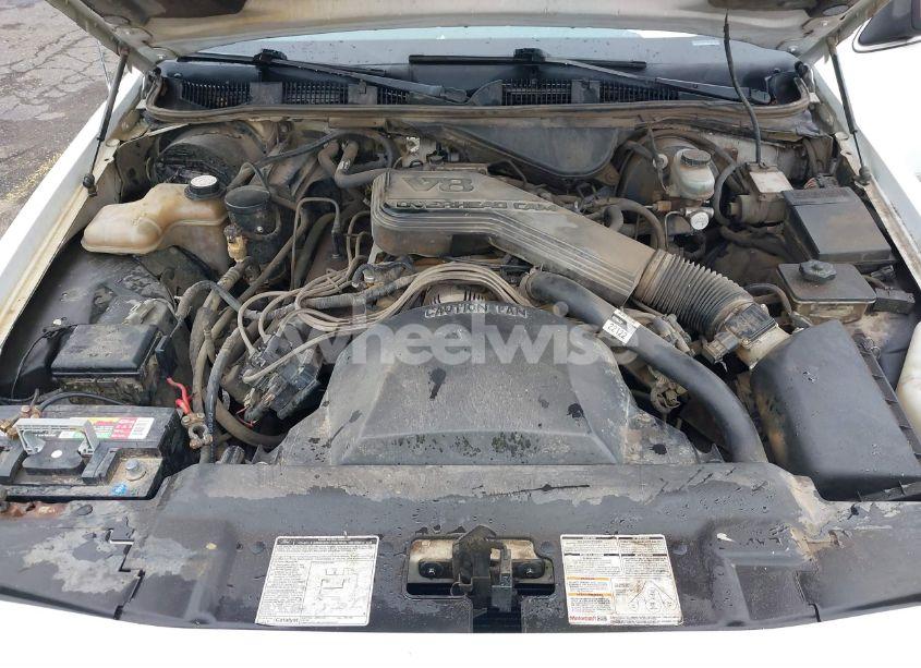 Photo 10 of 1993 Ford Crown VICTORIA LX (VIN 2FACP74W2PX121792)