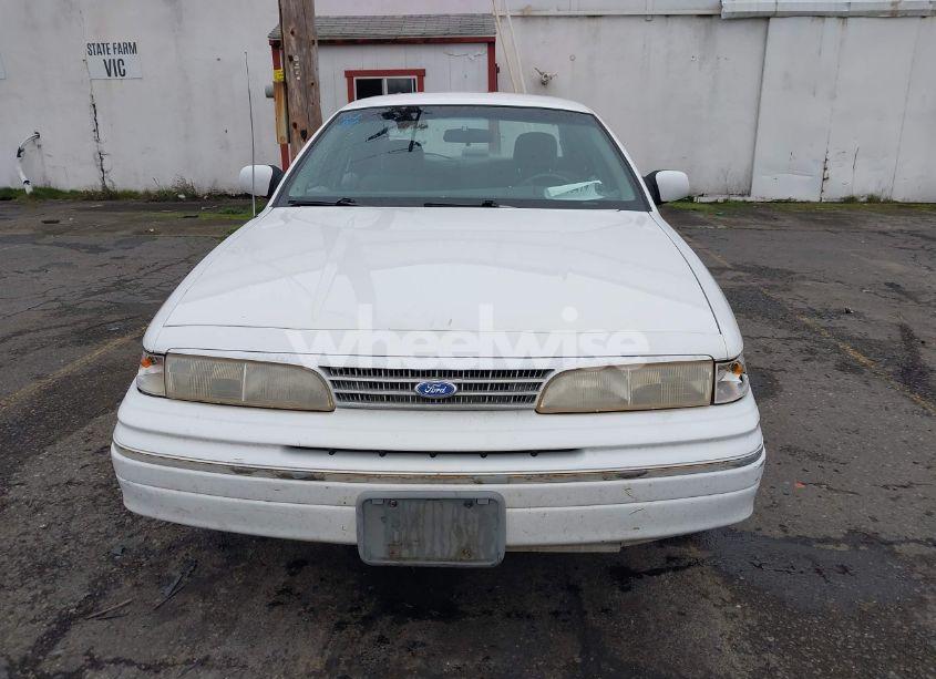 Photo 12 of 1993 Ford Crown VICTORIA LX (VIN 2FACP74W2PX121792)