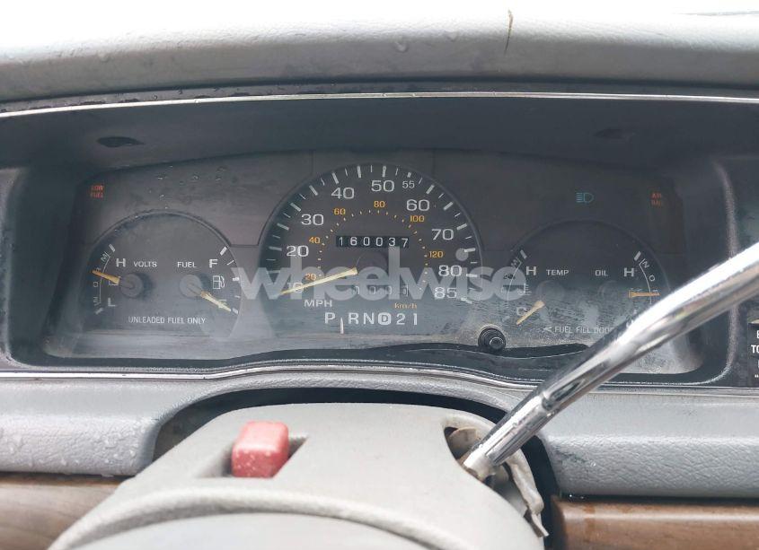 Photo 7 of 1993 Ford Crown VICTORIA LX (VIN 2FACP74W2PX121792)