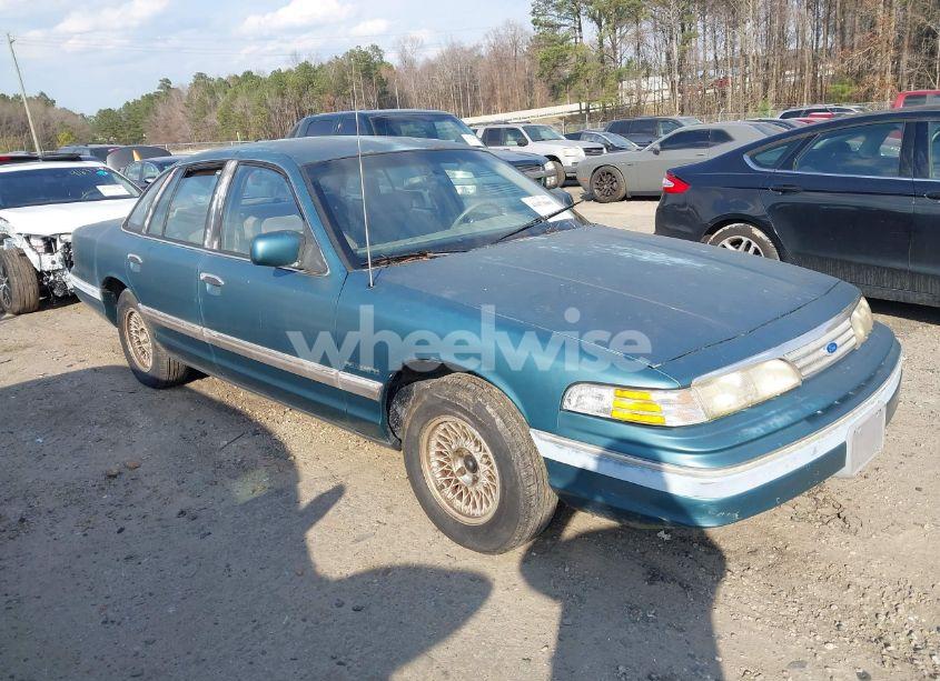 1993 Ford Crown VICTORIA LX (VIN 2FACP74W6PX112450) main photo
