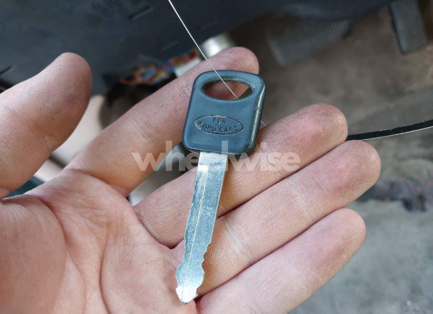 Photo 11 of 1993 Ford Crown VICTORIA LX (VIN 2FACP74W6PX112450)