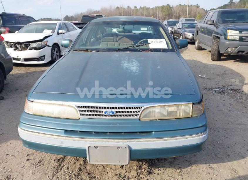 Photo 6 of 1993 Ford Crown VICTORIA LX (VIN 2FACP74W6PX112450)