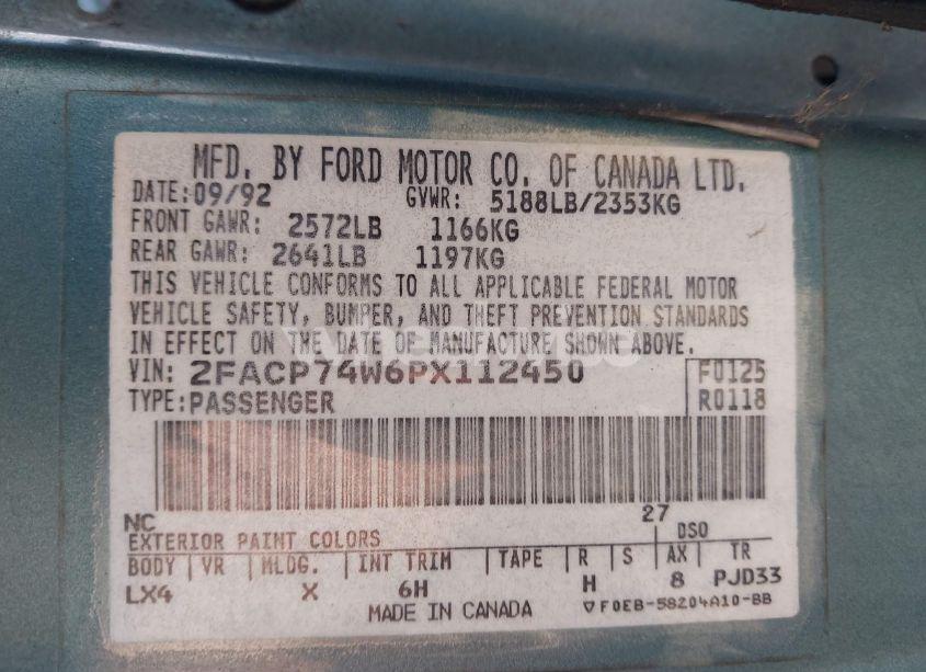 Photo 9 of 1993 Ford Crown VICTORIA LX (VIN 2FACP74W6PX112450)