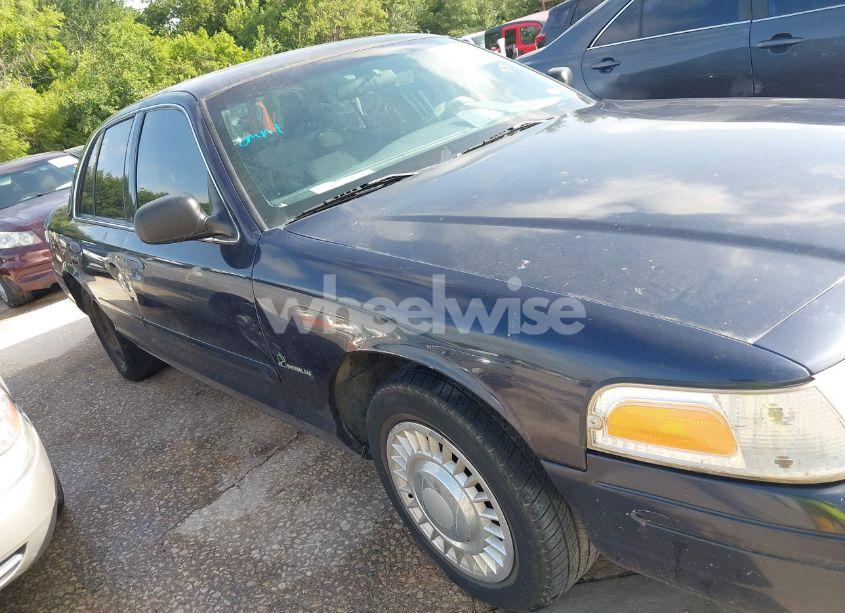 Photo 13 of 2001 Ford Crown VICTORIA POLICE INTERCEPTOR (VIN 2FAFP71991X189879)