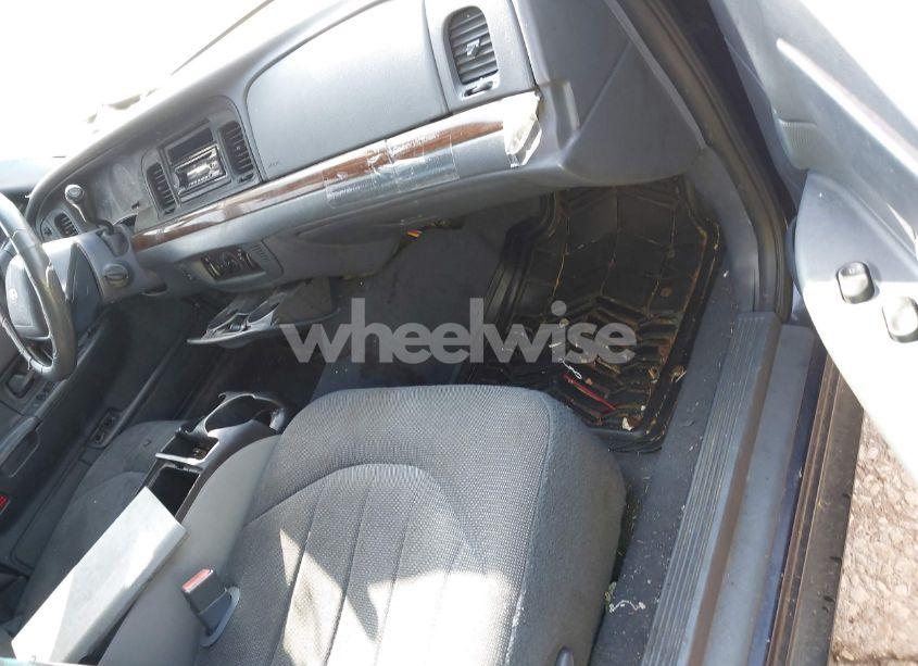 Photo 5 of 2001 Ford Crown VICTORIA POLICE INTERCEPTOR (VIN 2FAFP71991X189879)