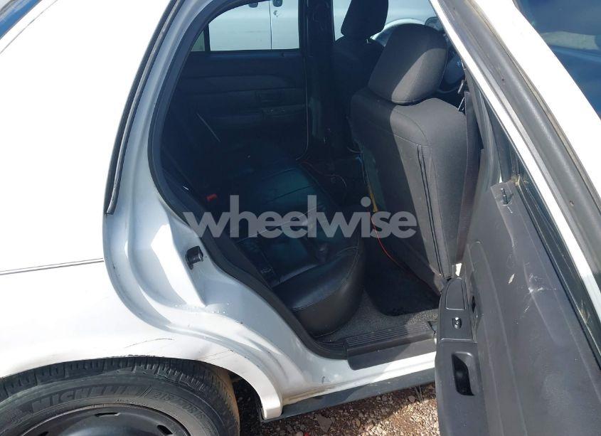 Photo 8 of 2008 Ford Crown VICTORIA POLICE/POLICE INTERCEPTOR (VIN 2FAFP71V08X147866)