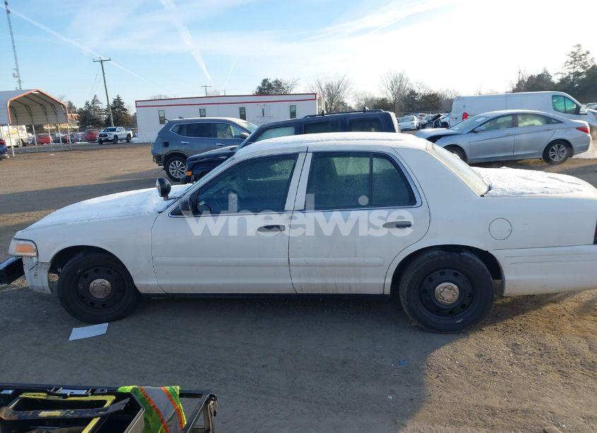 Photo 14 of 2008 Ford Crown VICTORIA POLICE/POLICE INTERCEPTOR (VIN 2FAFP71V18X103567)