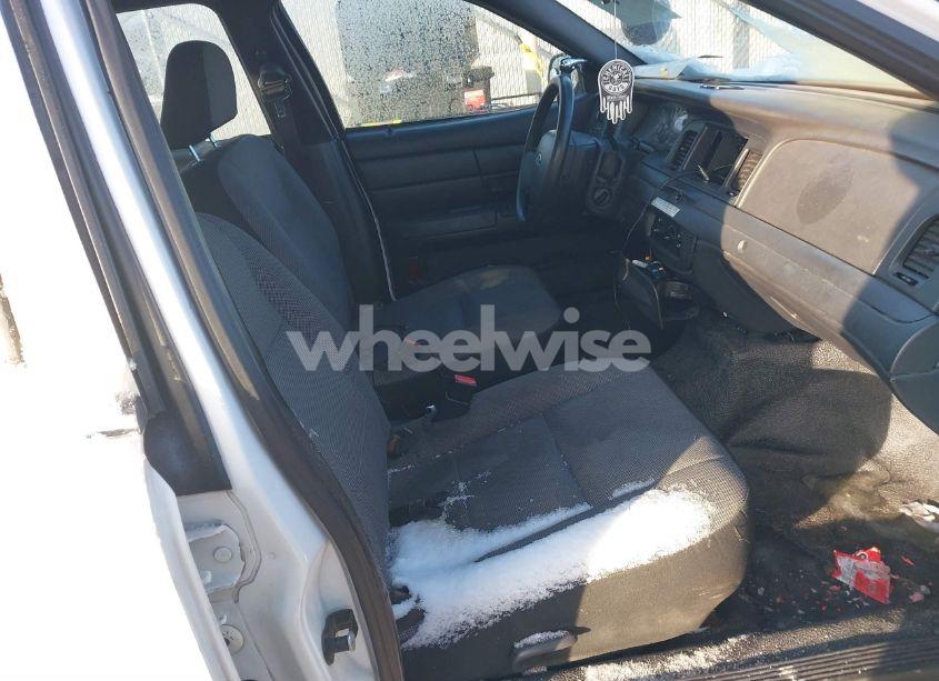 Photo 5 of 2008 Ford Crown VICTORIA POLICE/POLICE INTERCEPTOR (VIN 2FAFP71V18X103567)