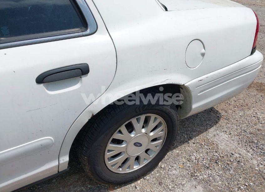 Photo 15 of 2008 Ford Crown VICTORIA POLICE/POLICE INTERCEPTOR (VIN 2FAFP71V98X142469)