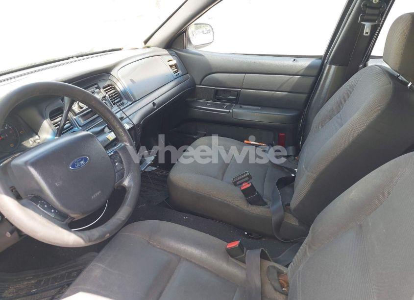 Photo 5 of 2008 Ford Crown VICTORIA POLICE/POLICE INTERCEPTOR (VIN 2FAFP71V98X142469)