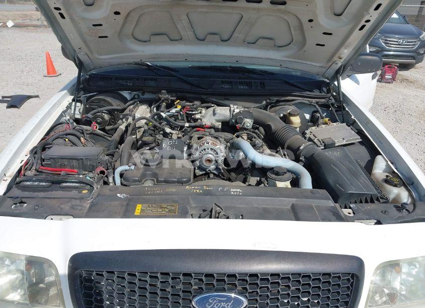 Photo 10 of 2008 Ford Crown VICTORIA POLICE/POLICE INTERCEPTOR (VIN 2FAFP71V98X144920)