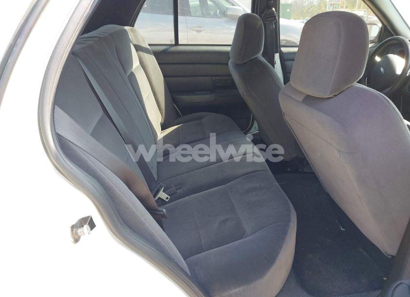 Photo 8 of 2008 Ford Crown VICTORIA POLICE/POLICE INTERCEPTOR (VIN 2FAFP71V98X144920)