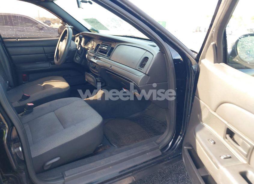 Photo 5 of 2008 Ford Crown VICTORIA POLICE/POLICE INTERCEPTOR (VIN 2FAFP71V98X149728)