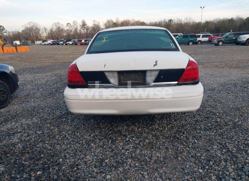 Photo 16 of 2008 Ford Crown VICTORIA POLICE/POLICE INTERCEPTOR (VIN 2FAFP71VX8X128497)