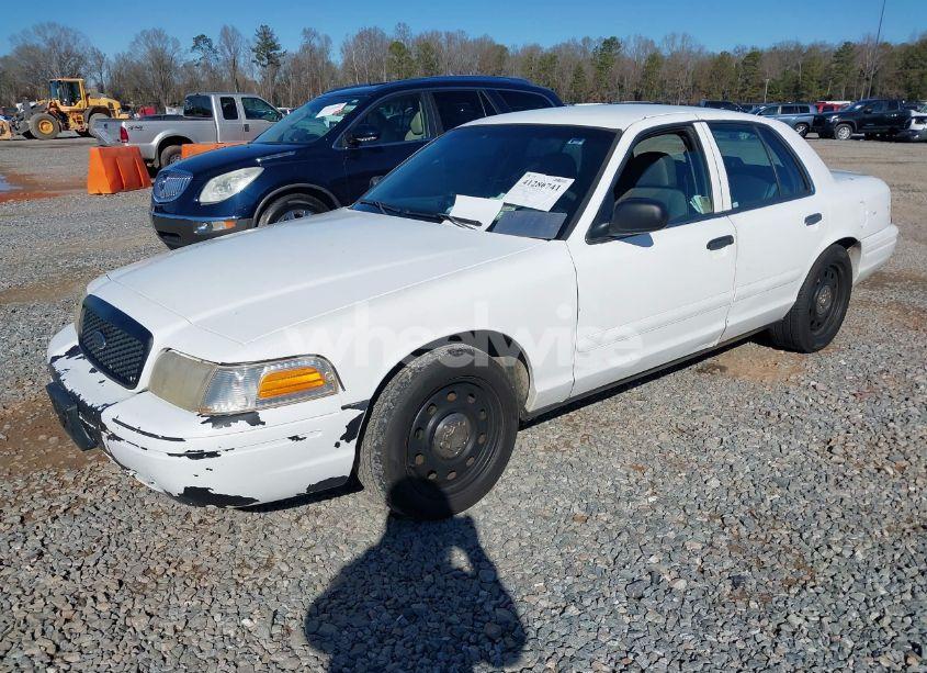 Photo 2 of 2008 Ford Crown VICTORIA POLICE/POLICE INTERCEPTOR (VIN 2FAFP71VX8X128497)