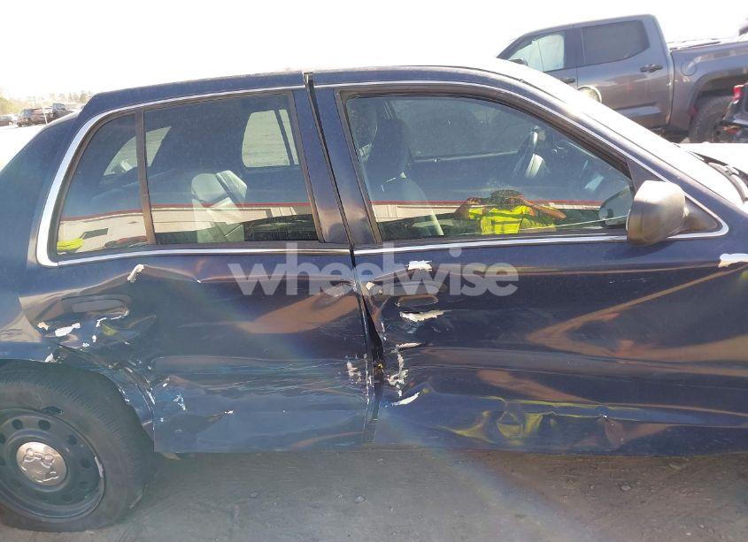 Photo 13 of 2008 Ford Crown VICTORIA POLICE/POLICE INTERCEPTOR (VIN 2FAFP71VX8X150953)
