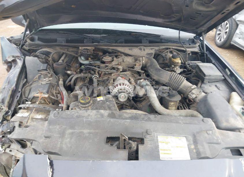 Photo 10 of 2001 Ford Crown VICTORIA POLICE INTERCEPTOR (VIN 2FAFP71W01X198332)