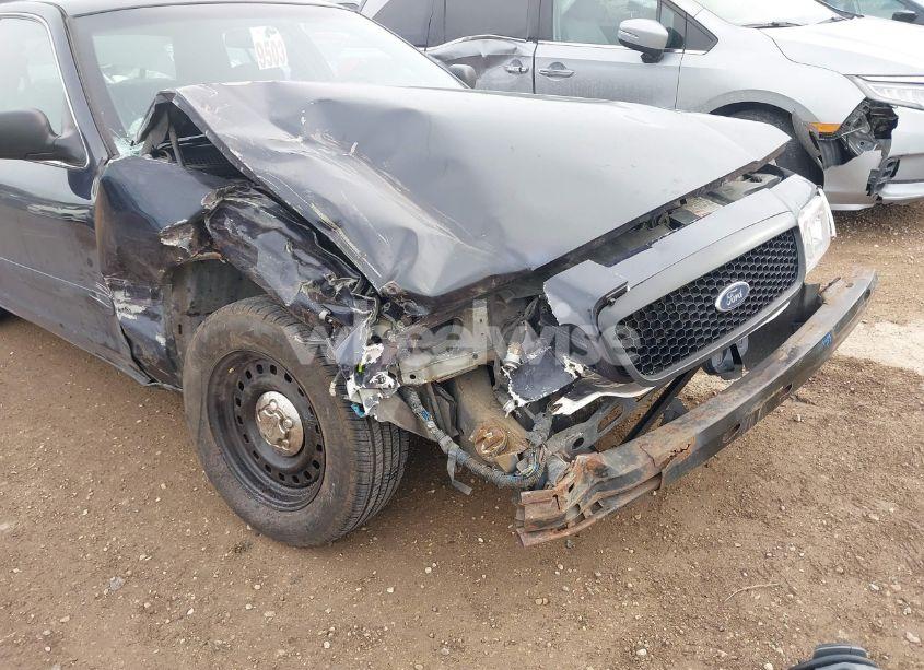 Photo 6 of 2001 Ford Crown VICTORIA POLICE INTERCEPTOR (VIN 2FAFP71W01X198332)