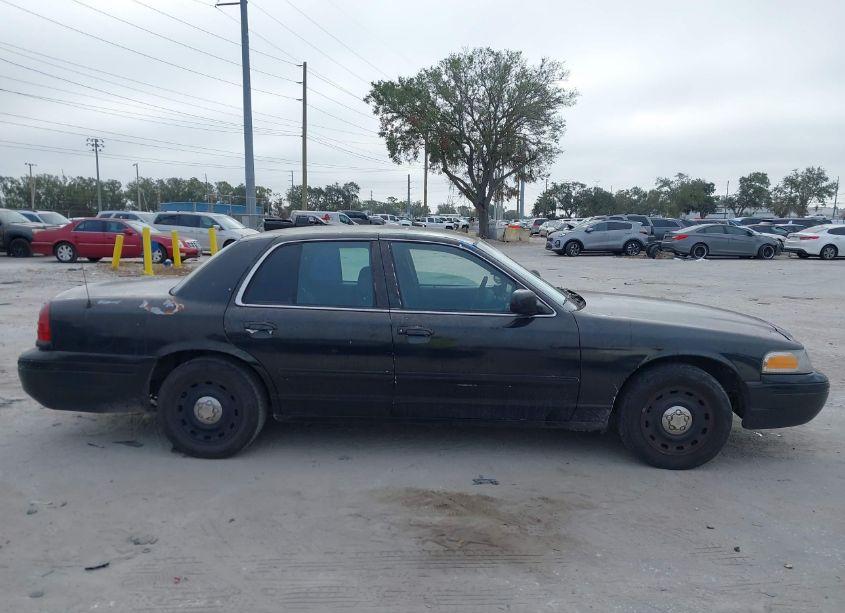 Photo 13 of 2005 Ford Crown VICTORIA POLICE (VIN 2FAFP71W05X179625)