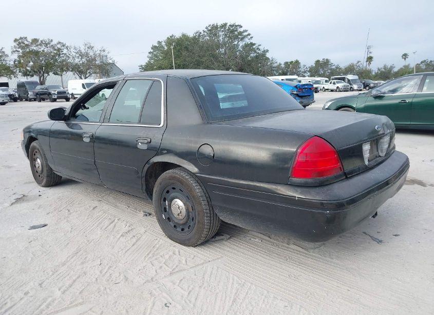 Photo 3 of 2005 Ford Crown VICTORIA POLICE (VIN 2FAFP71W05X179625)