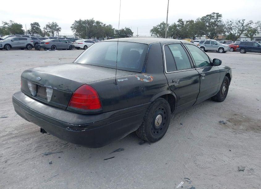 Photo 4 of 2005 Ford Crown VICTORIA POLICE (VIN 2FAFP71W05X179625)