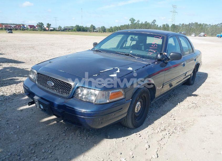 Photo 2 of 1999 Ford Crown VICTORIA POLICE INTERCEPTOR (VIN 2FAFP71W0XX183970)