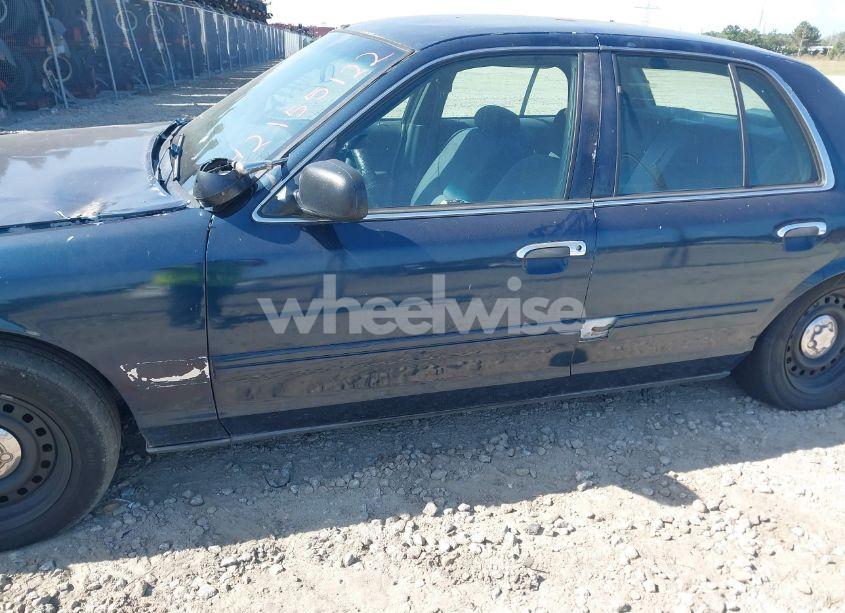 Photo 6 of 1999 Ford Crown VICTORIA POLICE INTERCEPTOR (VIN 2FAFP71W0XX183970)