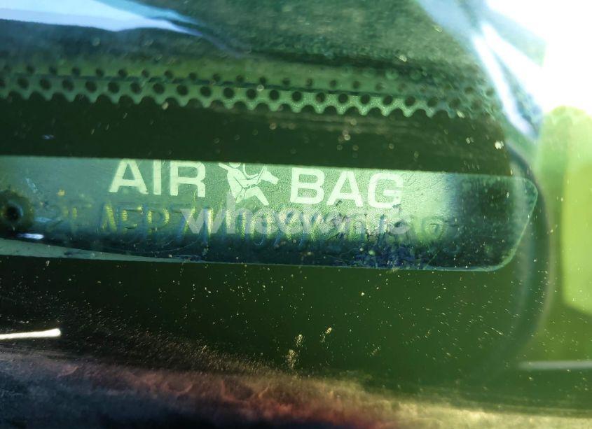 Photo 9 of 1999 Ford Crown VICTORIA POLICE INTERCEPTOR (VIN 2FAFP71W0XX201383)