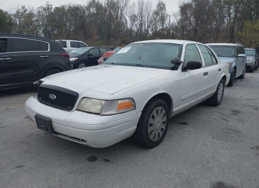 Photo 2 of 2007 Ford Crown VICTORIA POLICE/POLICE INTERCEPTOR (VIN 2FAFP71W17X107898)